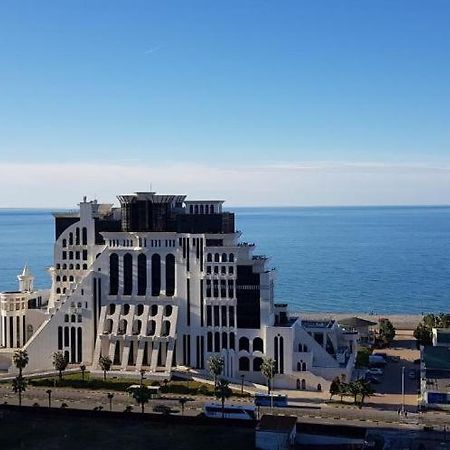 Sea Apartments Batumi Exterior photo
